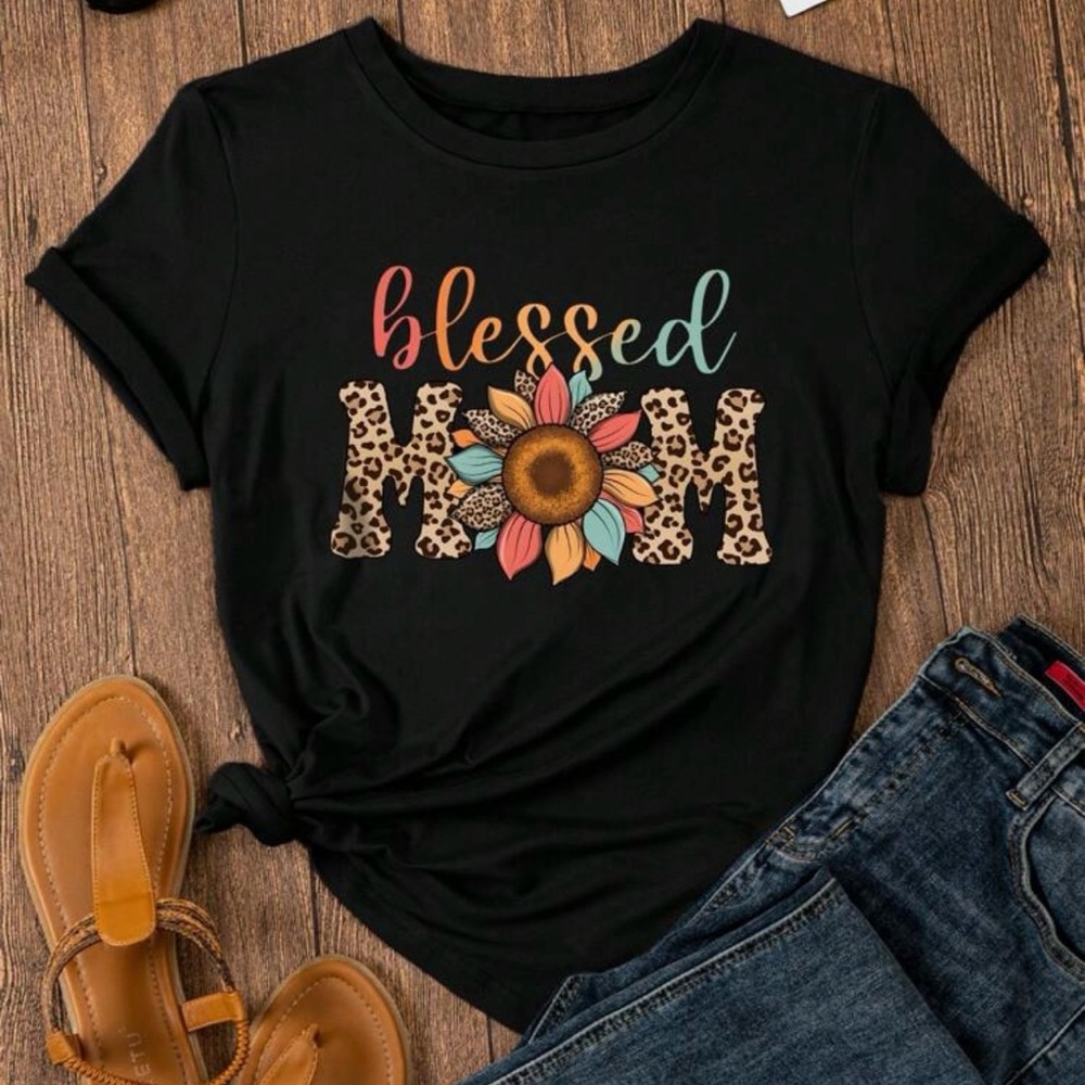 Black 'Blessed Mom' Graphic T-Shirt